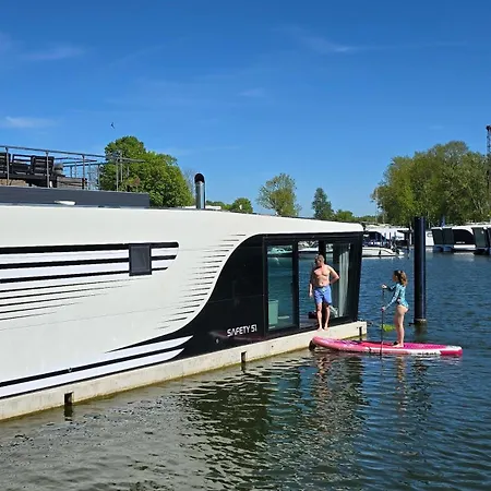 Hafensuite Ruegen Botel