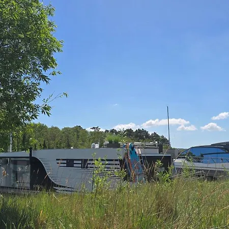 Botel Hafensuite Ruegen Sagard