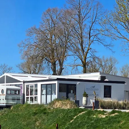 Hafensuite Ruegen Botel